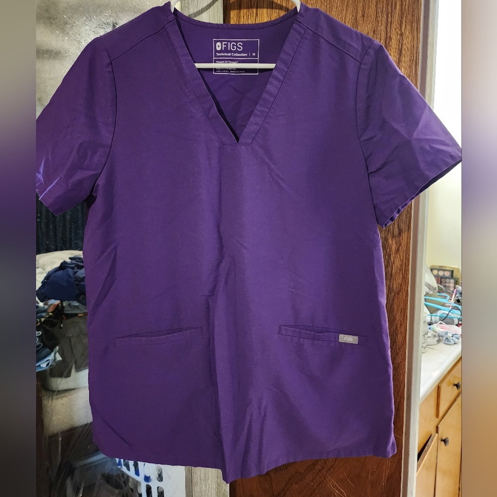 Figs casma top